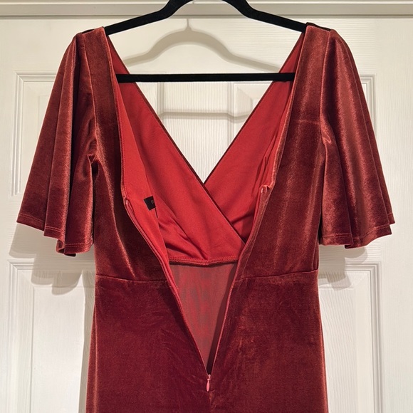 Ever Pretty Burgundy Elegant Velvet Gown - Picture 5 of 12